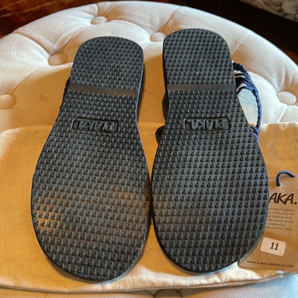 Plaka handwoven sandals - Picture 3 of 8